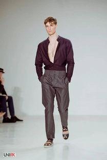 西服男装走秀欧美视频,西服男装走秀视觉盛宴