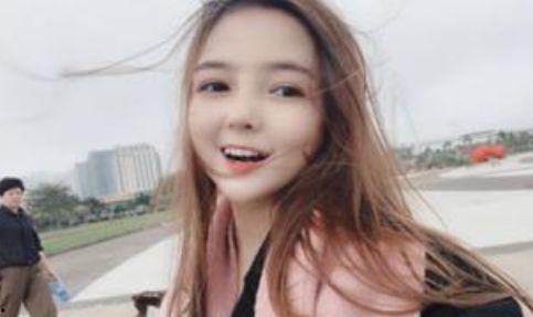 欧美袖珍美女视频,迷你身材下的独特魅力