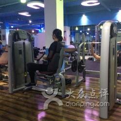 欧美移动健身房视频